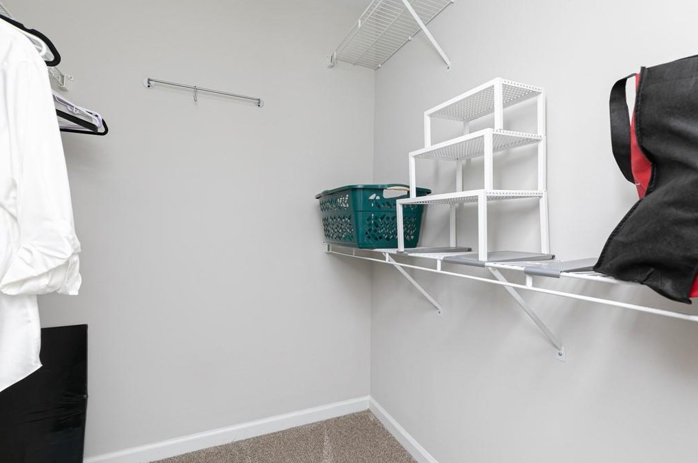 212 Bentwater Dr, Acworth GA  30101-8563 exterior