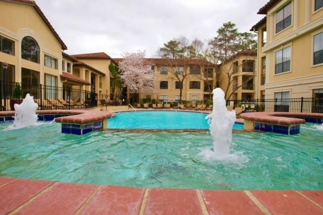 3777 Peachtree Rd, Atlanta GA  30319-5248 exterior
