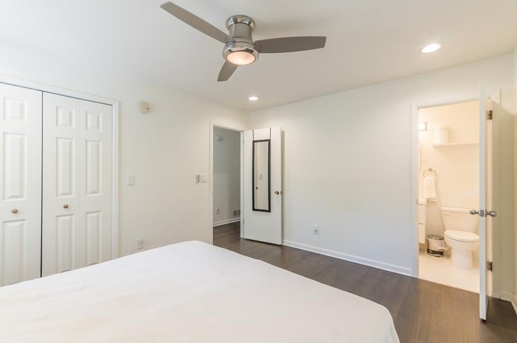 2537 Coralwood Dr, Decatur GA  30033-1333 exterior