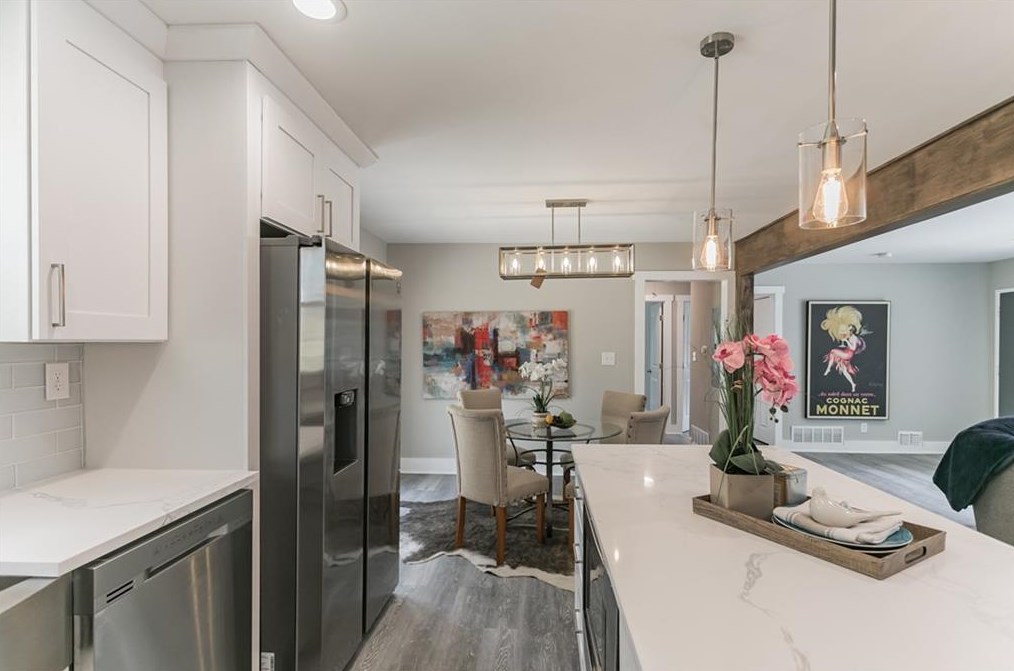 3276 Bobolink Dr, Decatur GA  30032-3711 exterior