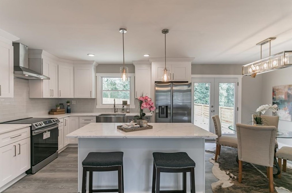 3276 Bobolink Dr, Decatur GA  30032-3711 exterior