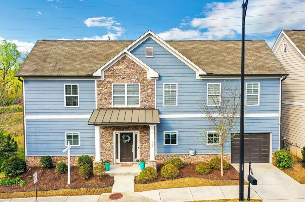 825 Westmoreland Cir, Atlanta GA  30318-4019 exterior