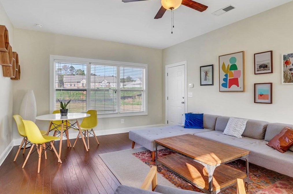 825 Westmoreland Cir, Atlanta GA  30318-4019 exterior