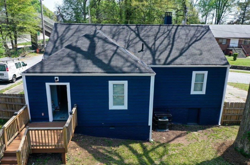 2091 Newnan St, Atlanta GA  30344-1634 exterior