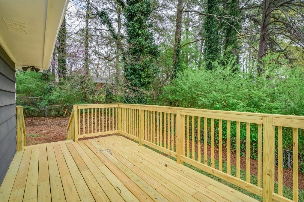 4218 Lamar St, Decatur GA  30035-1437 exterior