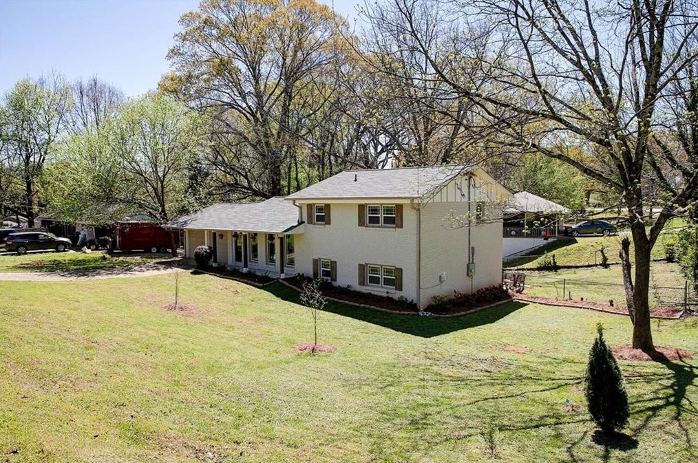 2761 Zane Grey Dr, Atlanta GA  30316-4315 exterior