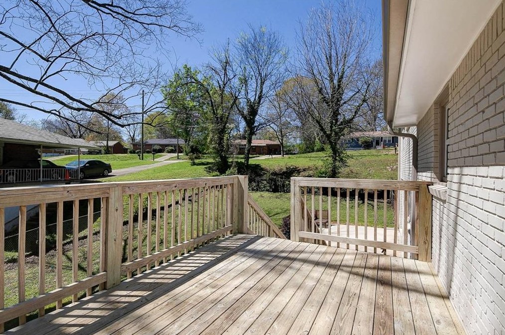 2761 Zane Grey Dr, Atlanta GA  30316-4318 exterior