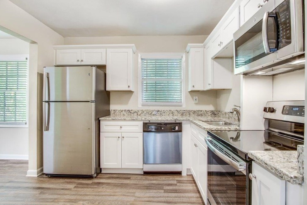 4424 Malibu Dr, Decatur GA  30035-1505 exterior