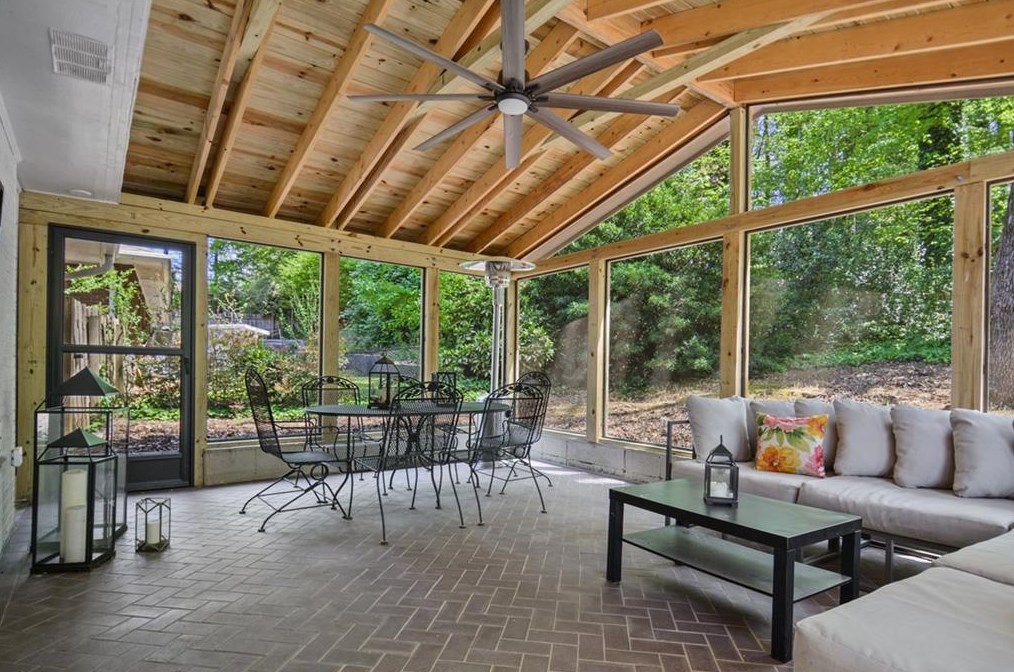 871 Gaylemont Cir, Decatur GA  30033-4809 exterior