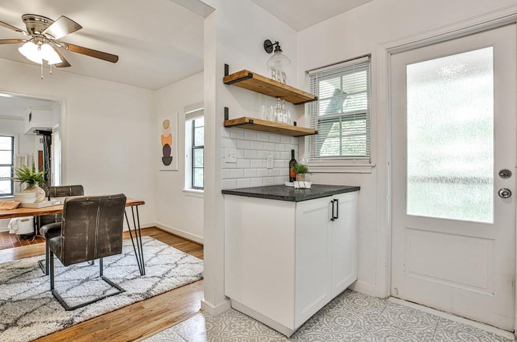 1206 Church St, Decatur GA  30030-1541 exterior