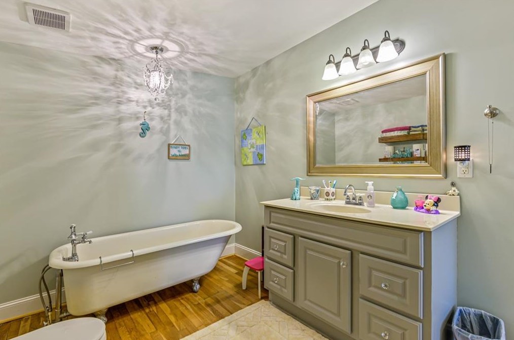 11 Oreburg Rd, Rome GA  30165-9249 exterior