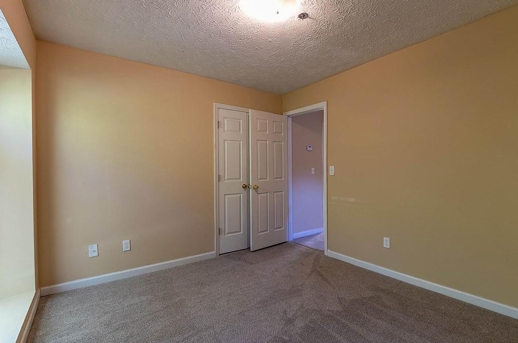 3738 Soapstone Rd, Decatur GA  30034-6911 exterior