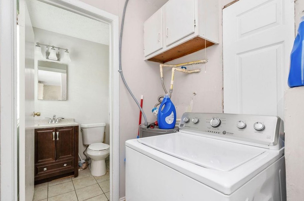 3654 Venus Pl, Atlanta GA  30331-3335 exterior