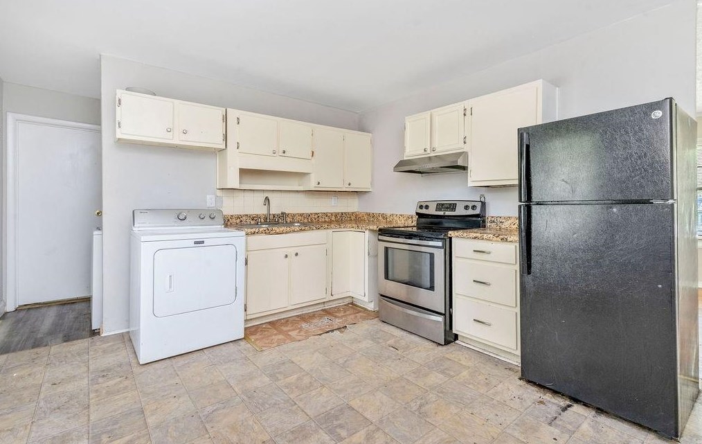 3654 Venus Pl, Atlanta GA  30331-3335 exterior