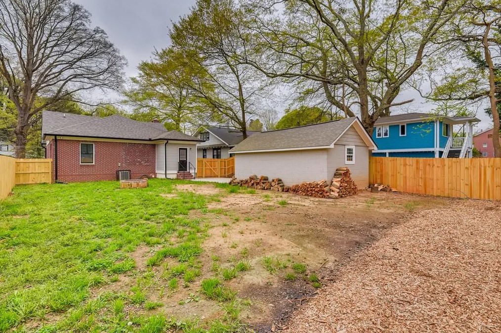 1145 Princess Ave, Atlanta GA  30310-3857 exterior