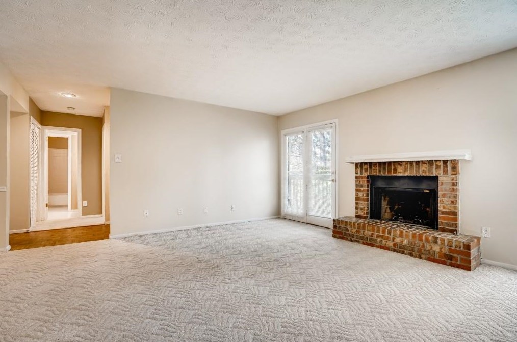 306 Tuxworth Cir, Decatur GA 30033-5602 exterior