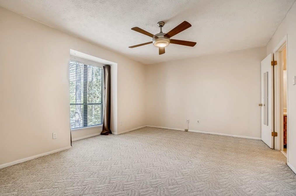 306 Tuxworth Cir, Decatur GA 30033-5602 exterior