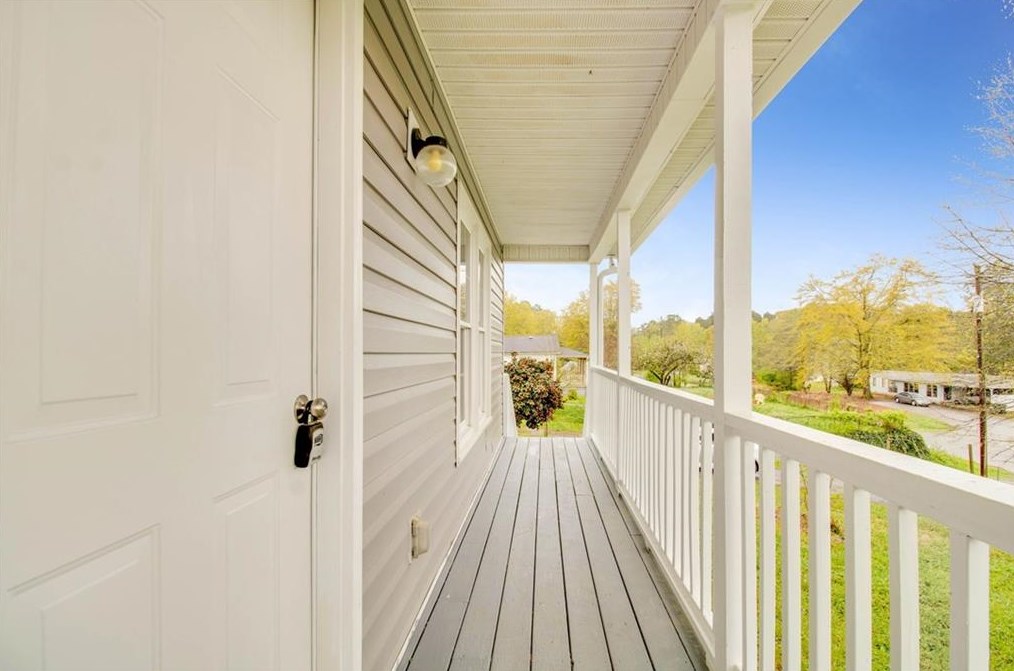 45 6 St, Emerson GA 30137-2213 exterior