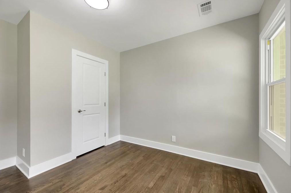 2775 Glenvalley Dr, Decatur GA  30032-4207 exterior