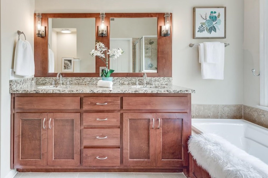 3021 Arbor Chase, Decatur GA  30033-1800 exterior