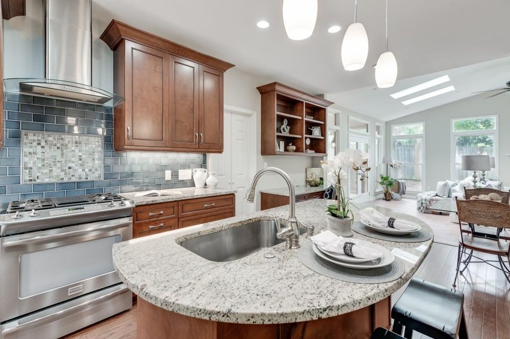 3021 Arbor Chase, Decatur GA  30033-1800 exterior