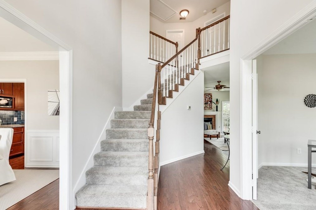 3021 Arbor Chase, Decatur GA  30033-1800 exterior