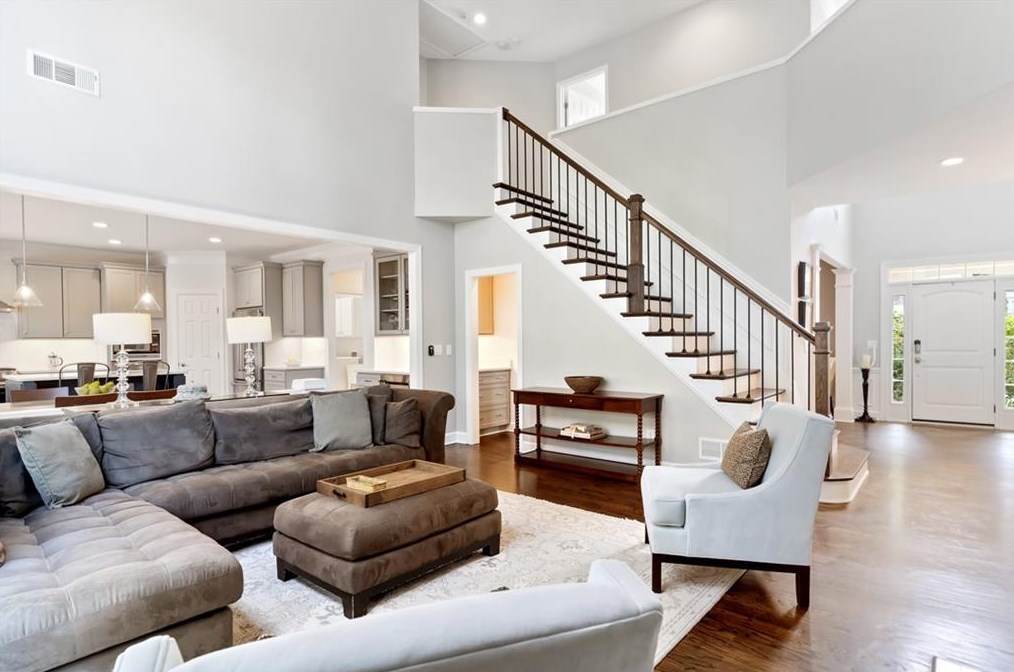 2039 Wrights Ml Cir, Atlanta GA  30324-2791 exterior