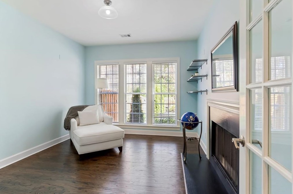 2039 Wrights Ml Cir, Atlanta GA  30324-2791 exterior
