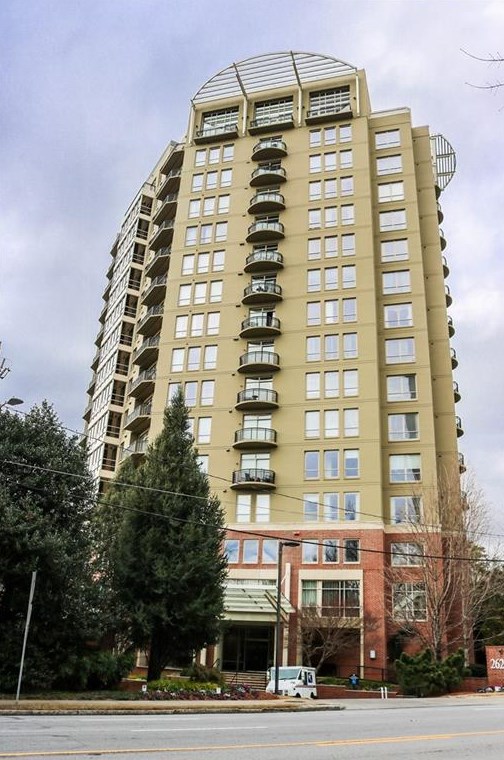 2626 Peachtree Rd, Atlanta GA  30305-5617 exterior
