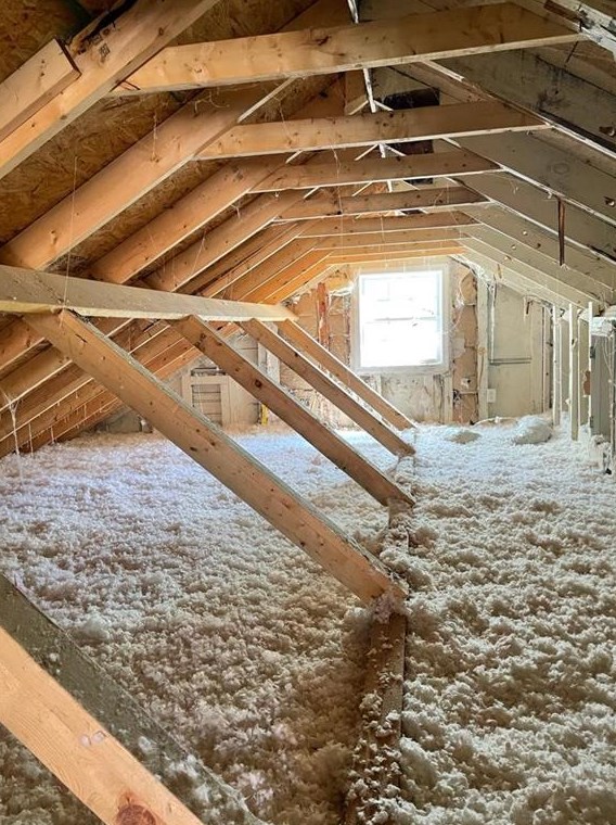 2438 Crestview Ave, Decatur GA  30032-4113 exterior