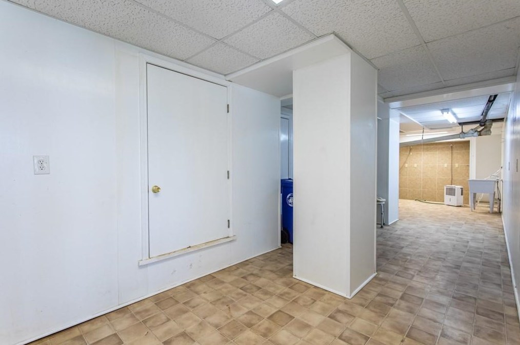 2278 Vistamont Dr, Decatur GA  30033-4704 exterior