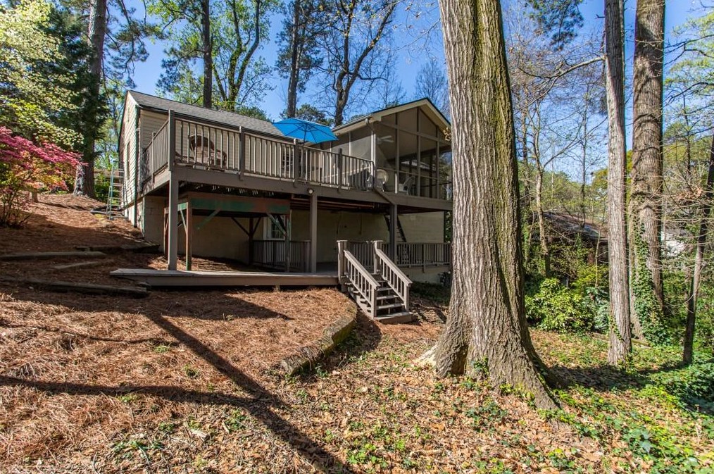 2278 Vistamont Dr, Decatur GA  30033-4704 exterior