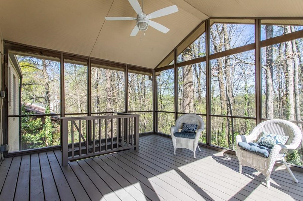 2278 Vistamont Dr, Decatur GA  30033-4704 exterior