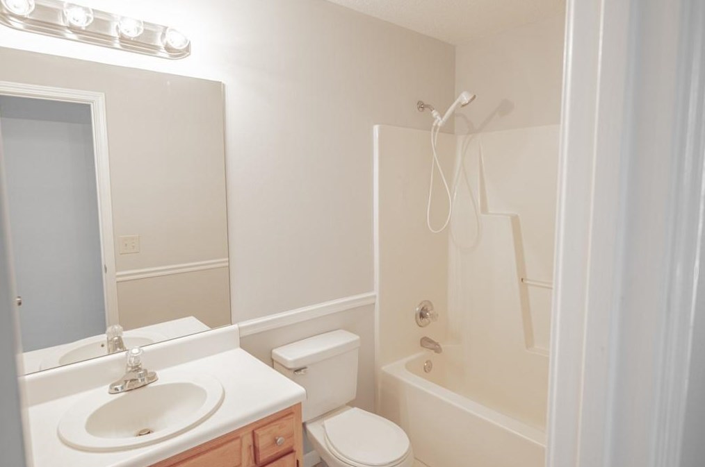 139 Ashwood Dr, Dallas GA  30157-9287 exterior