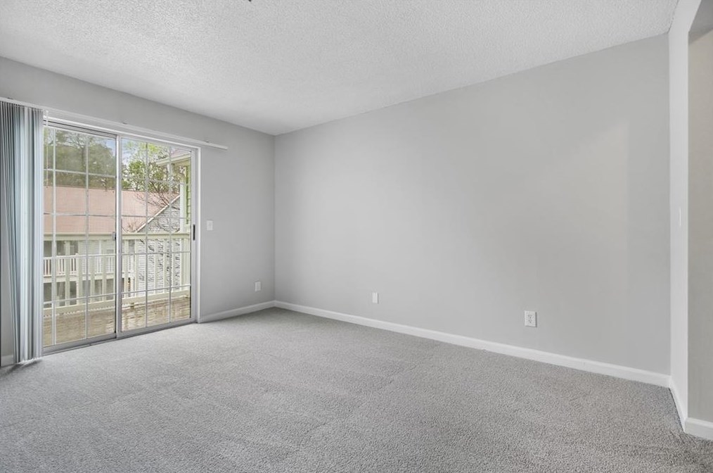 321 Cobblestone Trl, Avondale Est GA  30002-1210 exterior