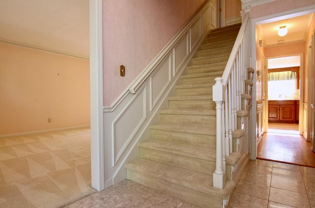 5260 Mount Vernon Way, Atlanta GA  30338-3844 exterior