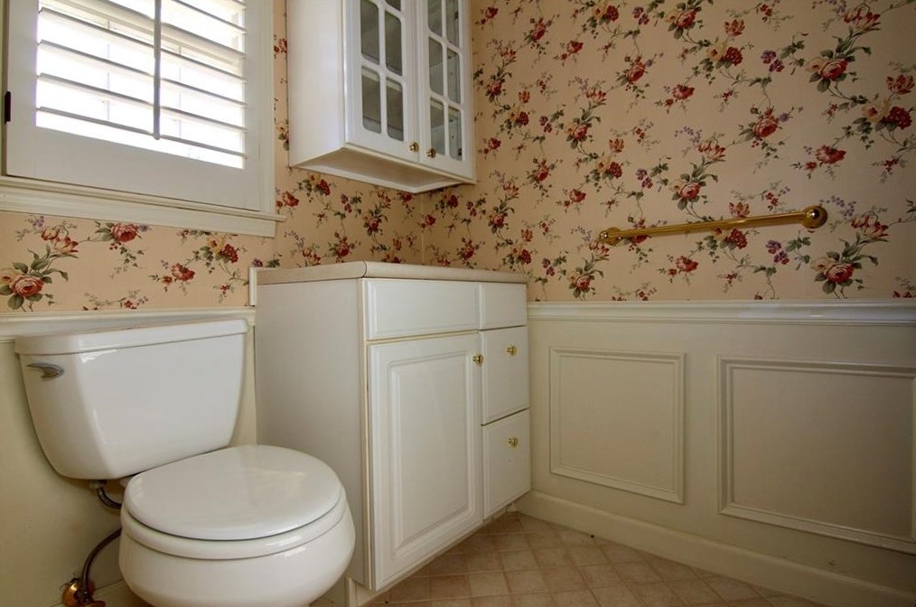 5260 Mt Vernon Way, Atlanta GA  30338-4625 exterior