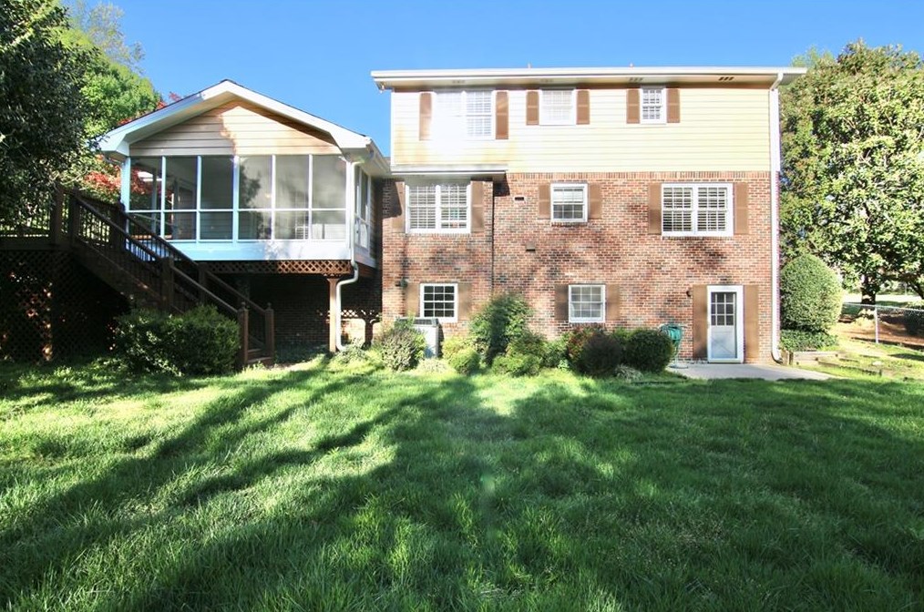 5260 Mt Vernon Way, Atlanta GA  30338-4625 exterior