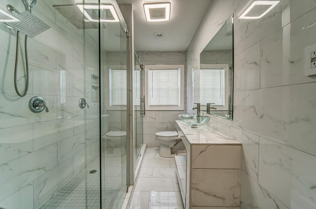 2069 Wilandrew Dr, Decatur GA  30033-0019 exterior