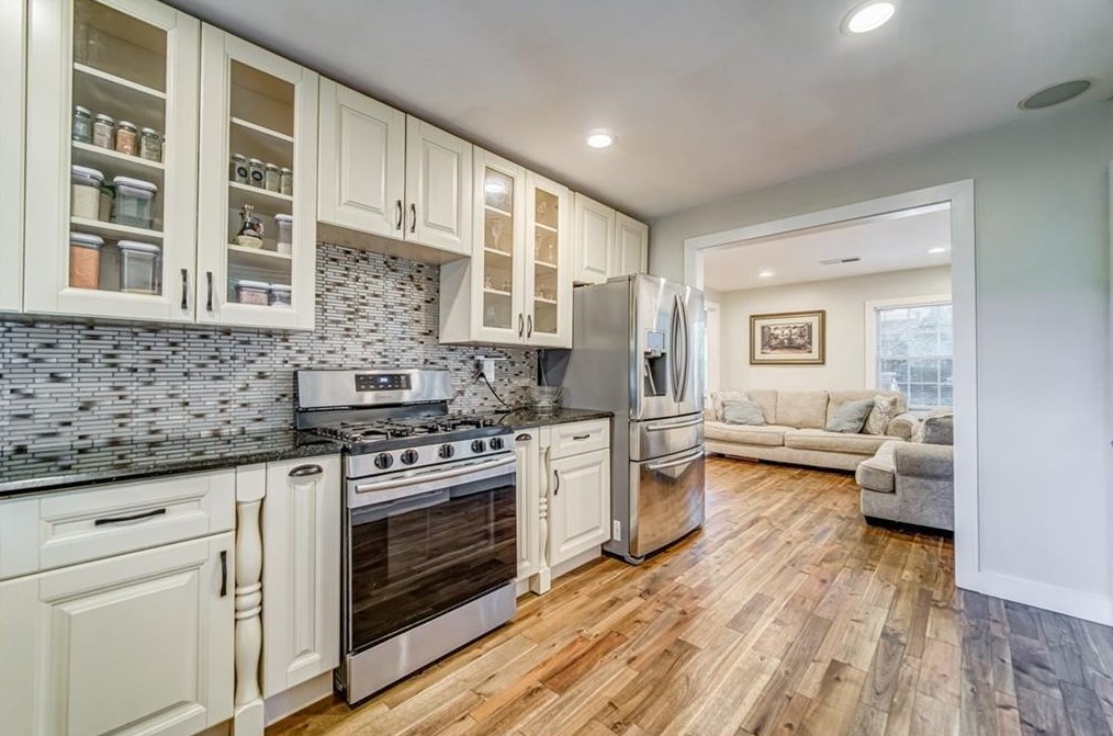 2069 Wilandrew Dr, Decatur GA  30033-0019 exterior