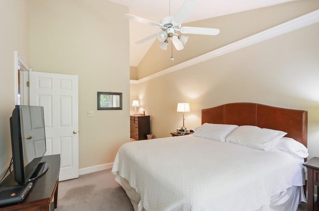 2 Westfair Ct, Atlanta GA  30328-1658 exterior