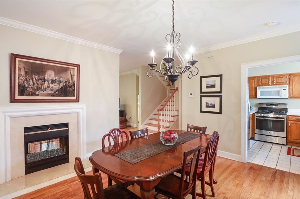 2 Westfair Ct, Atlanta GA  30328-1658 exterior