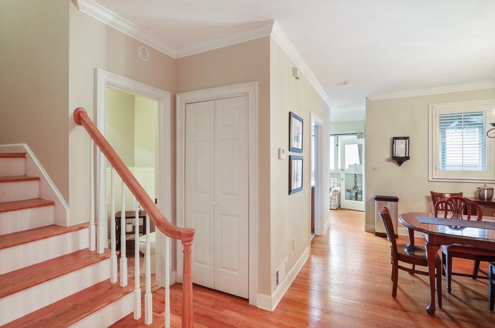 2 Westfair Ct, Atlanta GA  30328-1658 exterior