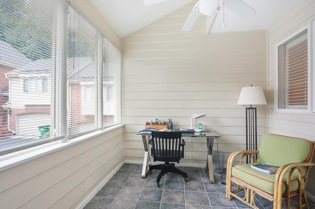 2 Westfair Ct, Atlanta GA  30328-1658 exterior