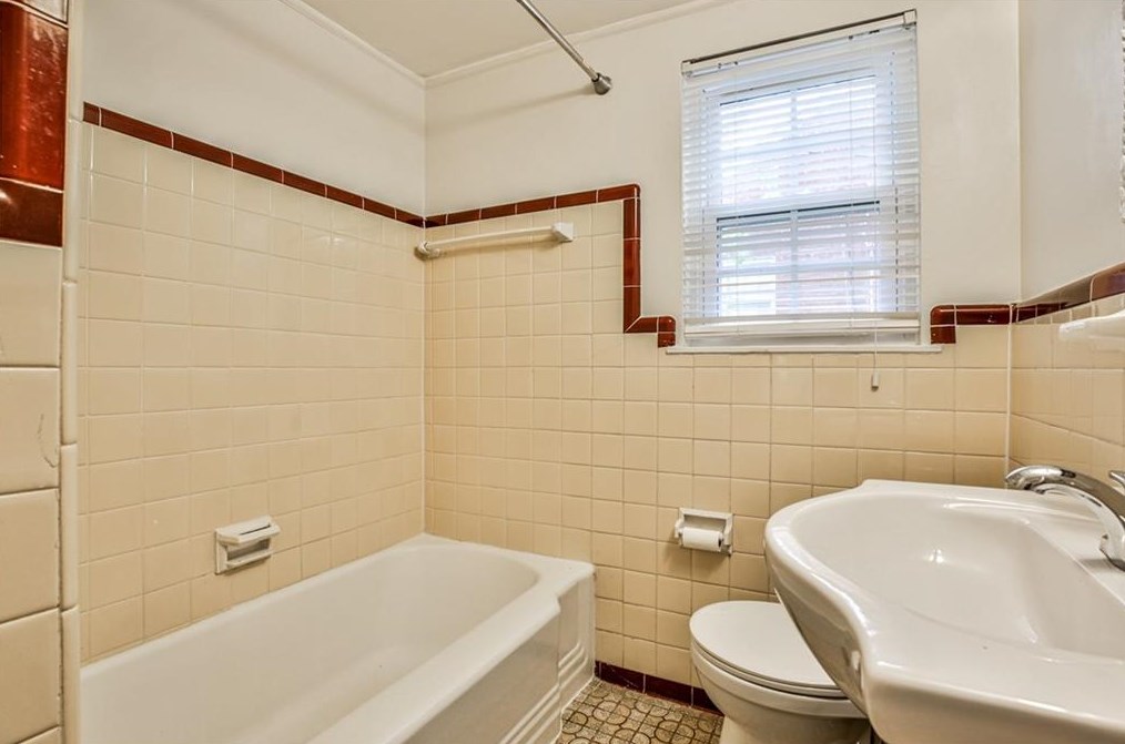 1206 Church St, Decatur GA  30030-1541 exterior