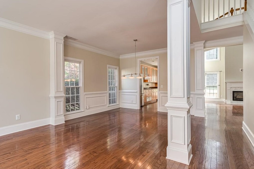 35 Village Ct, Decatur GA  30030-2672 exterior