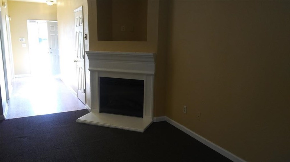 2751 Snapfinger Mnr, Decatur GA  30035-4166 exterior