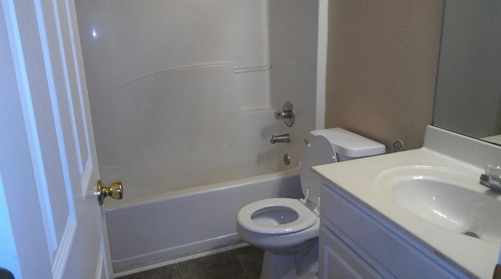 2751 Snapfinger Mnr, Decatur GA  30035-4166 exterior