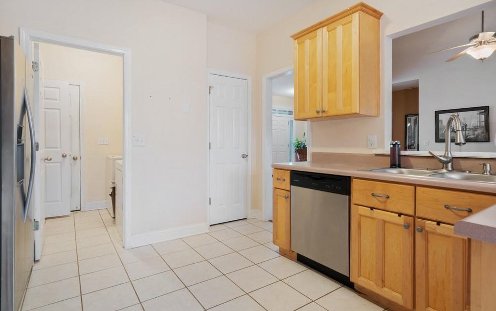 110 Granny Smith Dr, Calhoun GA 30701-4583 exterior