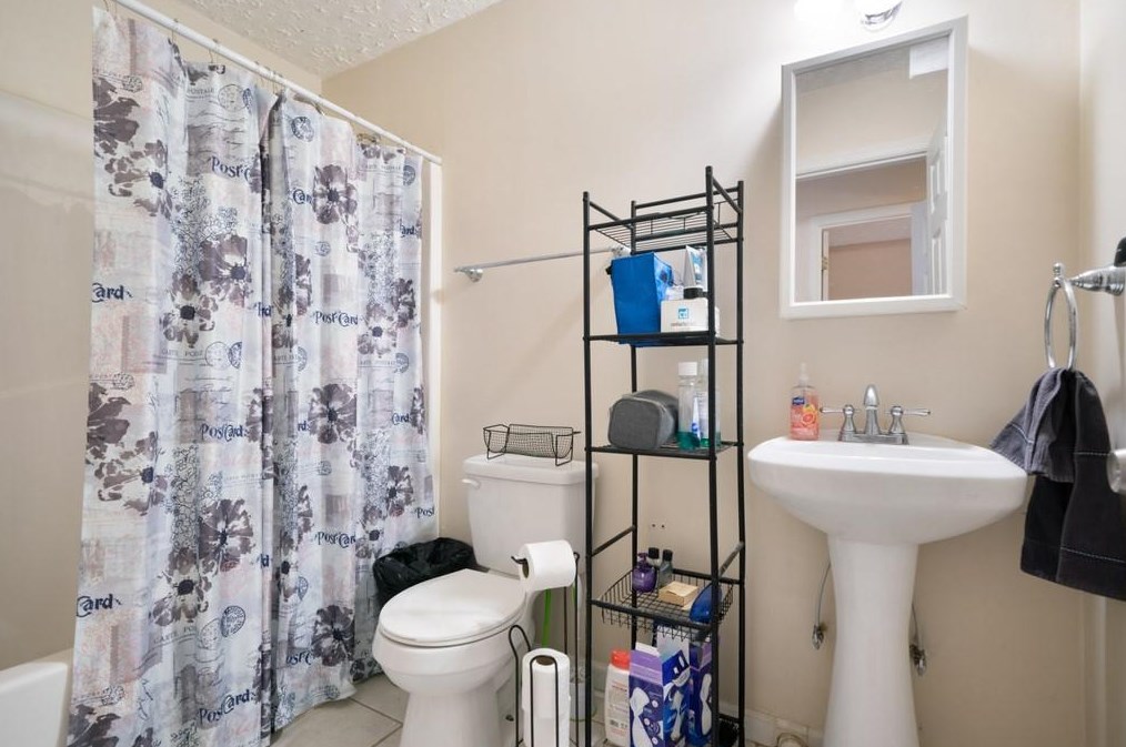 110 Granny Smith Dr, Calhoun GA 30701-4583 exterior